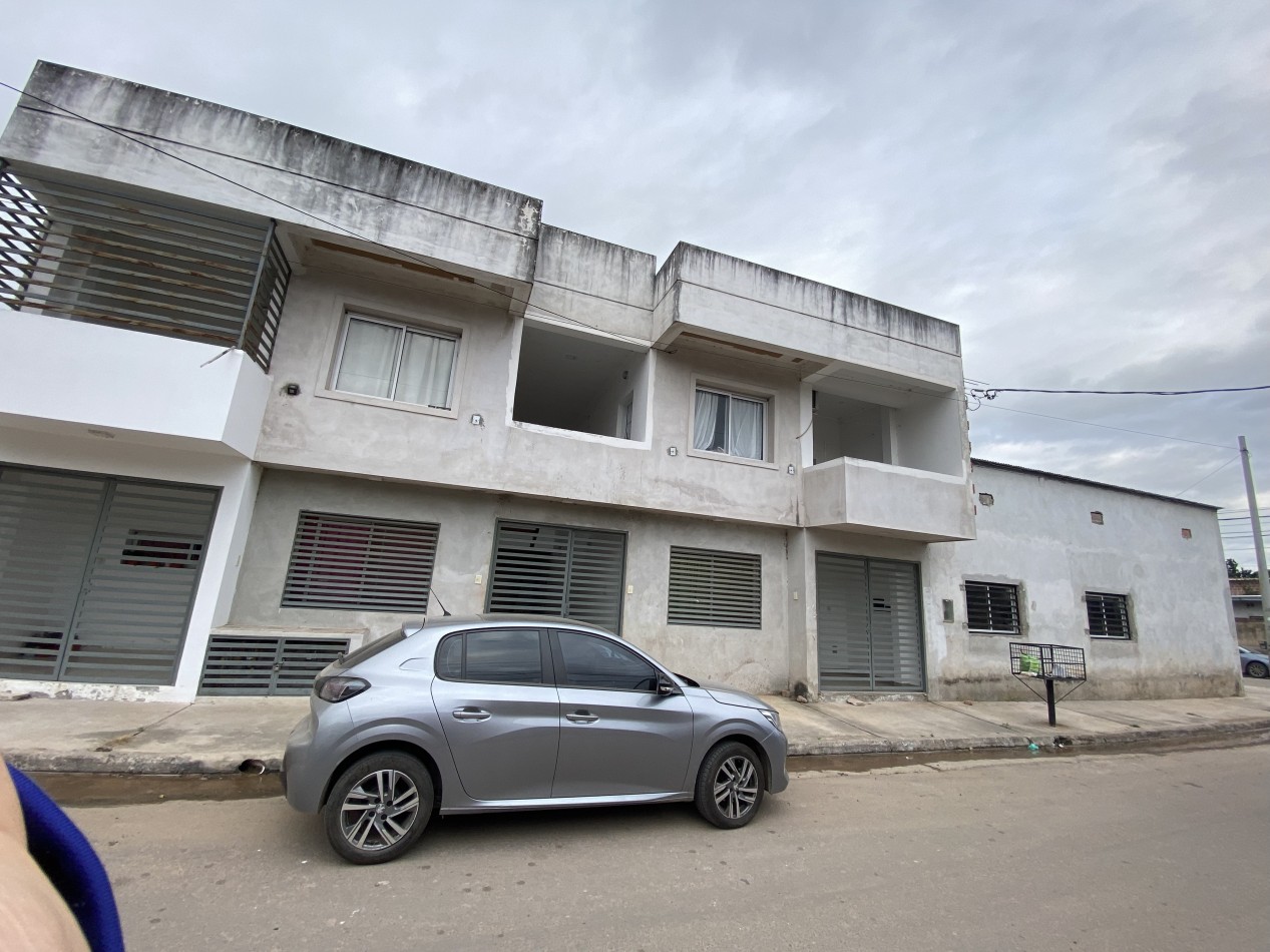 TARTAGAL B° Santa Maria - 4 Departamentos + Local Comercial EN VENTA