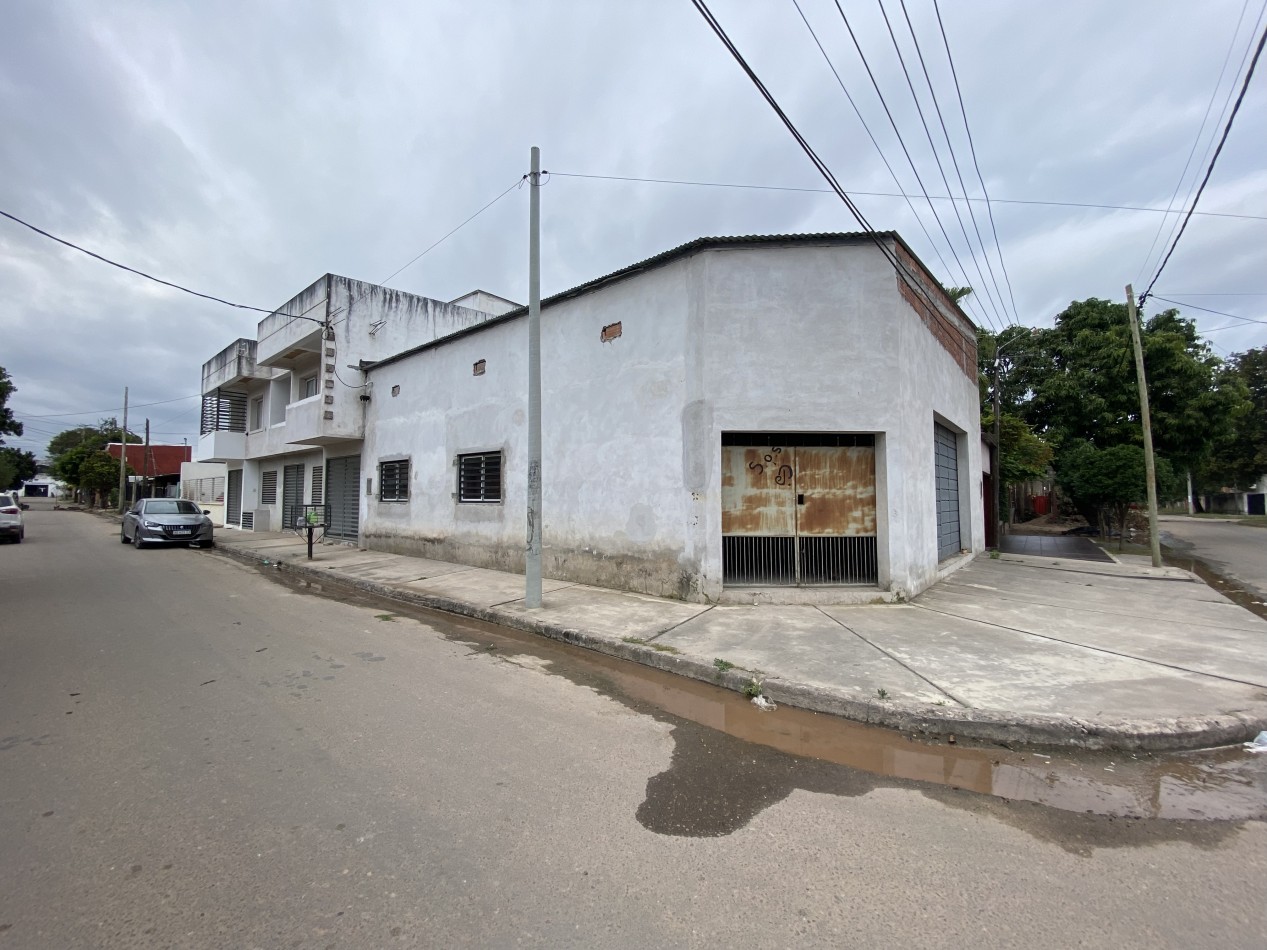 TARTAGAL B° Santa Maria - 4 Departamentos + Local Comercial EN VENTA