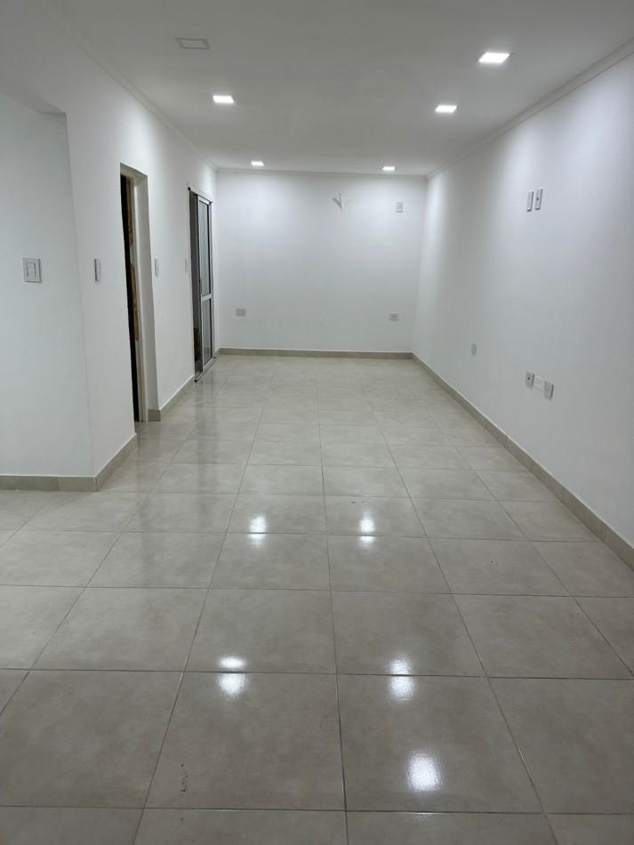 TARTAGAL B° Santa Maria - 4 Departamentos + Local Comercial EN VENTA