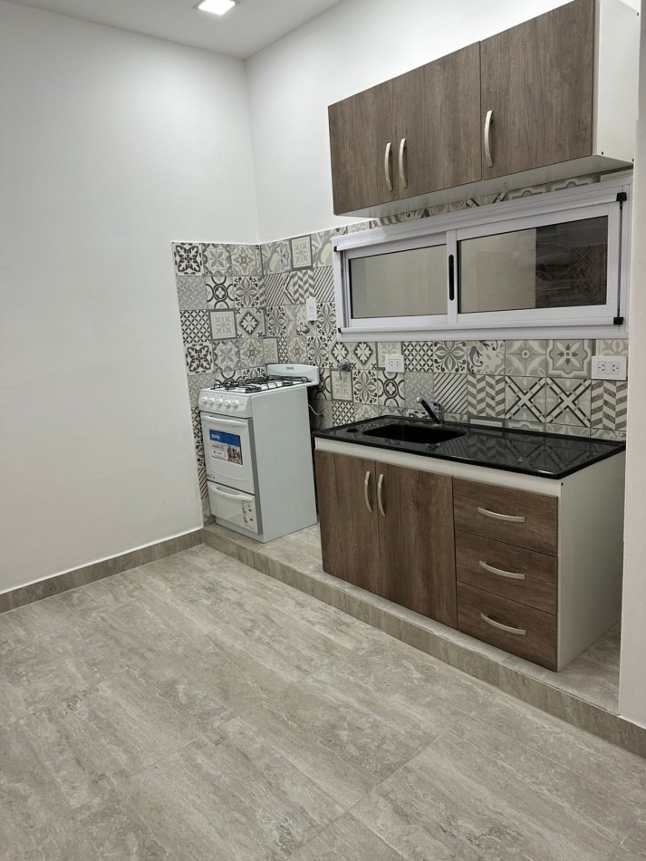 TARTAGAL B° Santa Maria - 4 Departamentos + Local Comercial EN VENTA