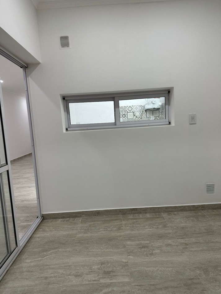 TARTAGAL B° Santa Maria - 4 Departamentos + Local Comercial EN VENTA