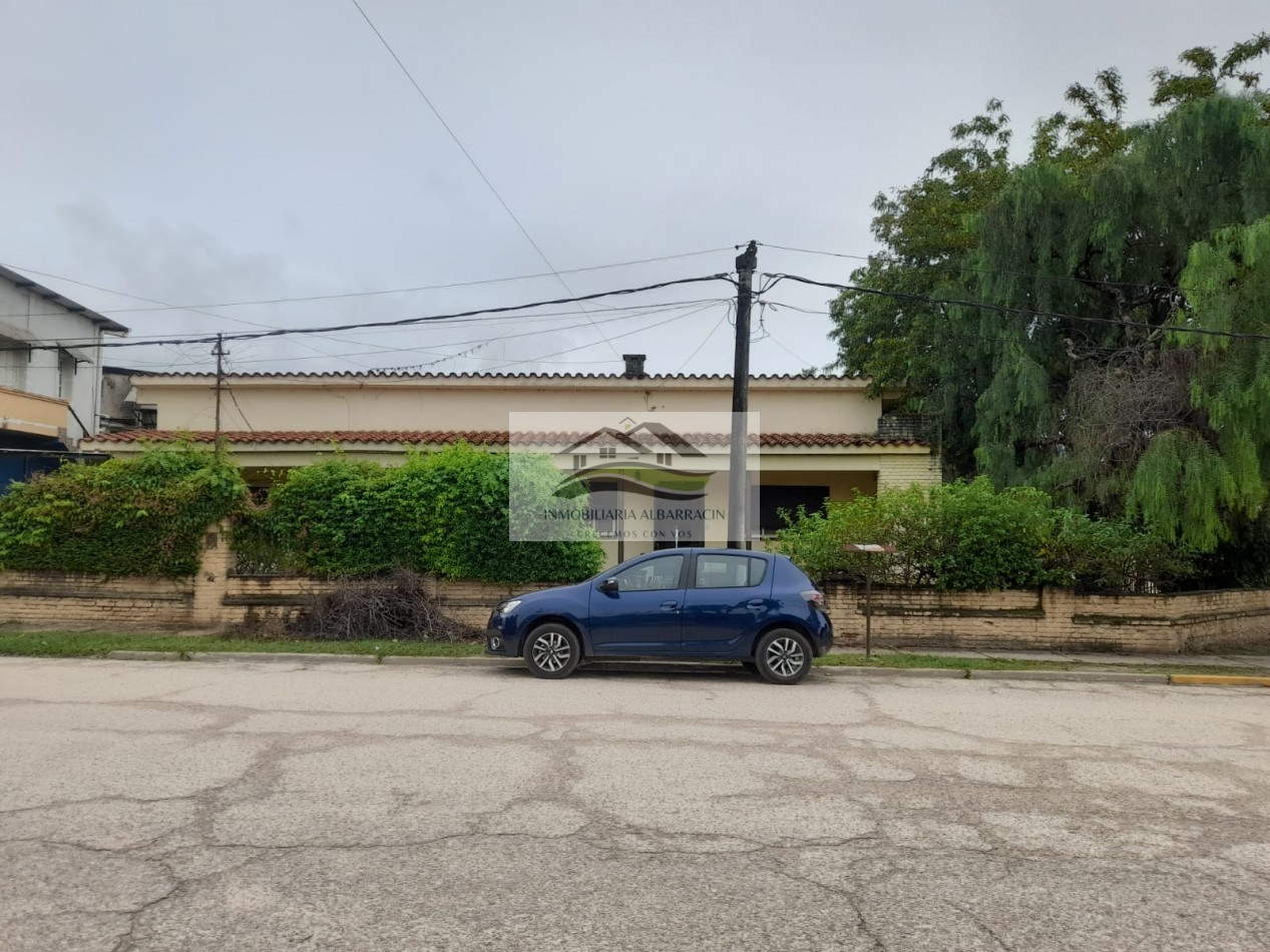 CASA EN VENTA AGUARAY