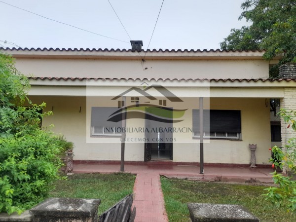 CASA EN VENTA AGUARAY