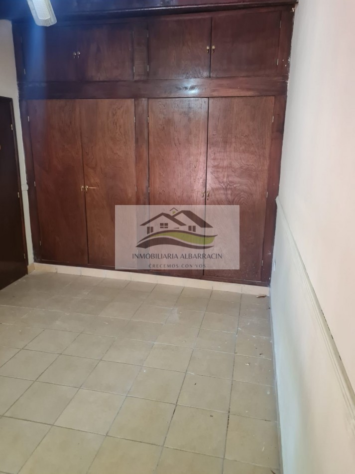 CASA EN VENTA EN BARRIO LOS PAYOS