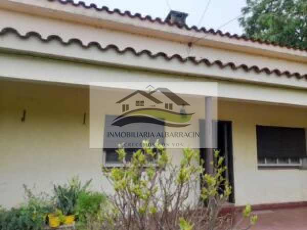 CASA EN VENTA AGUARAY