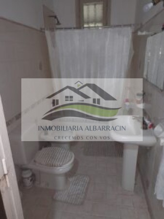 CASA EN VENTA AGUARAY