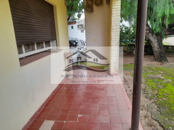 CASA EN VENTA AGUARAY